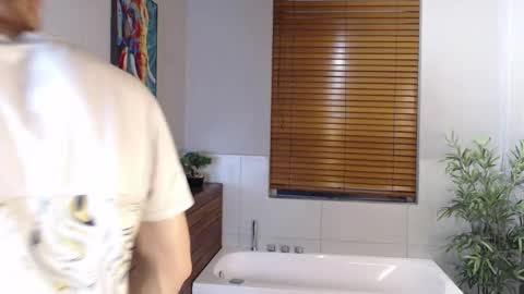 Snapshot of liljames_ chatting on 03-01-26, 08:55 Lil James online show from 03-01-26, 08:55