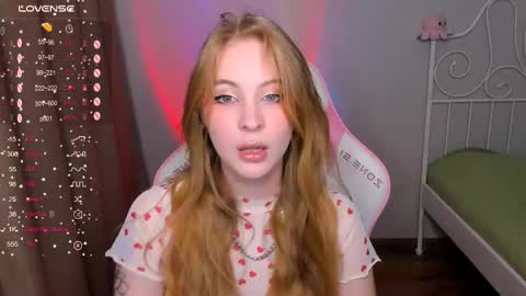 Snapshot of lilkitty_melanie chatting on 11-02-25, 07:38 Melanie online show from 11-02-25, 07:38