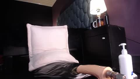 lilla_rossy online show from 10-19-25, 12:33