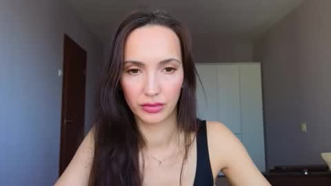 Lillian online show from 03-19-26, 09:02