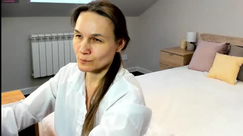 lillian_white1 online show from 02-22-25, 04:29