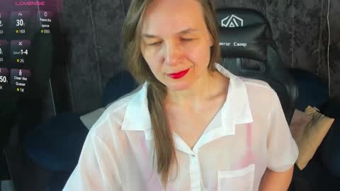 lillian_white1 online show from 03-29-26, 01:05