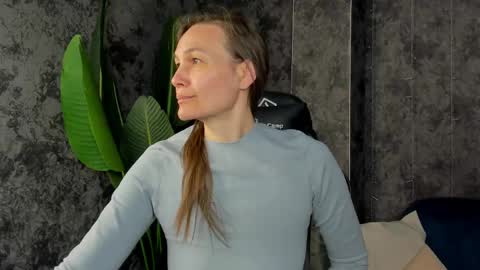 Snapshot of lillian_white1 chatting on 05-04-26, 12:50 lillian_white1 online show from 05-04-26, 12:50