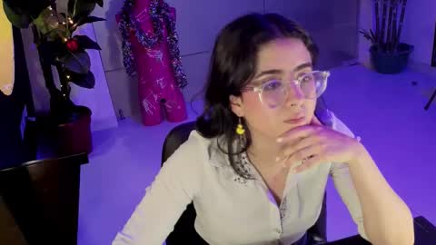 lillianderson -  Next stream start at 0700hs GTM-3 online show from 01-05-26, 05:27