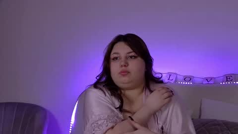 LillianHaig online show from 02-14-25, 03:43