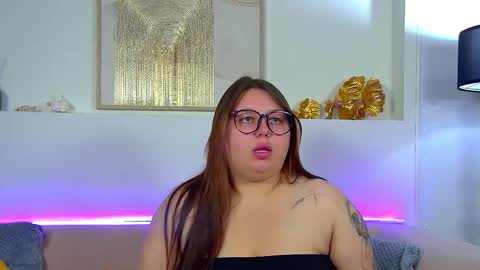 LillianHaig online show from 09-14-25, 06:40