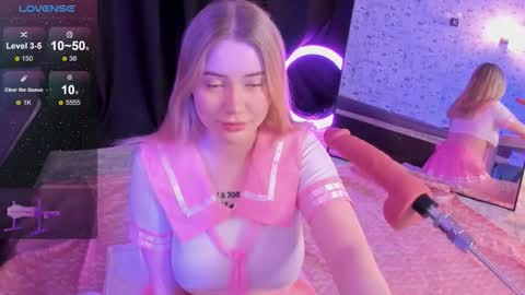 lillie_berry online show from 12-20-25, 04:52