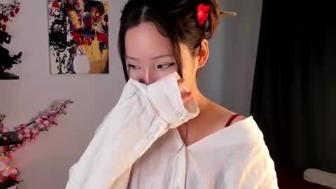 Snapshot of lillie_sun chatting on 06-22-26, 03:25 lillie_sun online show from 06-22-26, 03:25