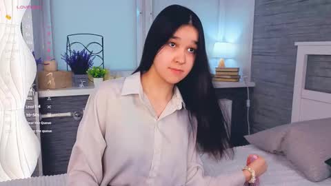 Celina Lillie online show from 03-18-26, 10:40