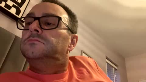 Snapshot of lills16 chatting on 11-28-25, 04:20 lills16 online show from 11-28-25, 04:20