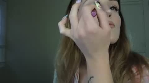 Snapshot of lilly_adams88 chatting on 06-14-26, 01:03 lilly_adams88 online show from 06-14-26, 01:03