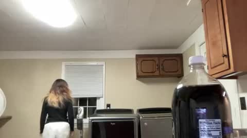 Snapshot of lilly_adams88 chatting on 06-21-26, 01:52 lilly_adams88 online show from 06-21-26, 01:52