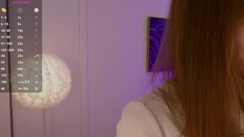 Lilly Colins online show from 03-07-25, 12:26