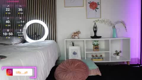 Sofia online show from 02-01-26, 01:09