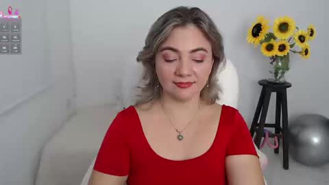 Lilly online show from 09-09-25, 01:43