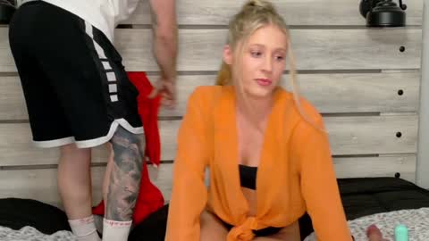 Snapshot of lillybabyxo chatting on 12-20-24, 01:36 Lilly Baby Xo online show from 12-20-24, 01:36