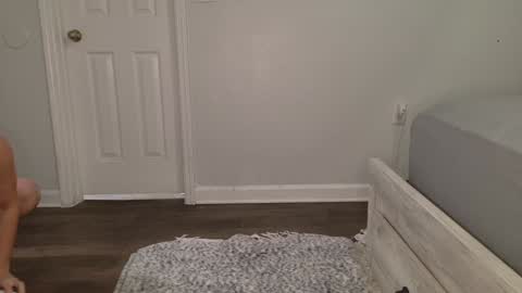 Snapshot of lillybabyxo chatting on 01-08-25, 01:21 Lilly Baby Xo online show from 01-08-25, 01:21