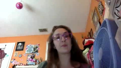 Snapshot of lillylushabae chatting on 04-29-26, 08:59 hi guys im back on here 3 online show from 04-29-26, 08:59