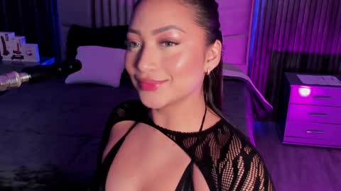 Snapshot of lillyortiz_ chatting on 12-29-24, 10:23 Lilly Ortiz online show from 12-29-24, 10:23