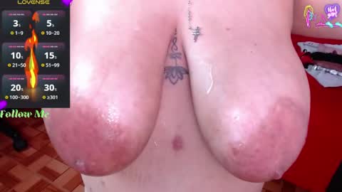 Snapshot of lillytitsxxx chatting on 04-30-26, 08:57 Lilly online show from 04-30-26, 08:57