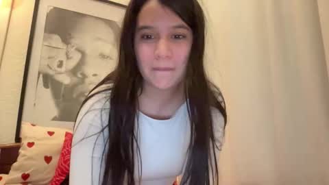 Snapshot of lilprincessxoxo_ chatting on 09-22-25, 04:47 lilprincessxoxo_ online show from 09-22-25, 04:47