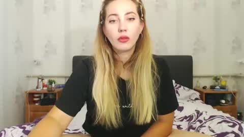 lilu_cute25 online show from 09-17-25, 08:21