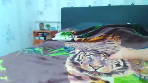 Snapshot of lilu_cute25 chatting on 03-09-26, 10:47 lilu_cute25 online show from 03-09-26, 10:47