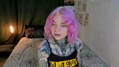 Snapshot of lilu_kayden chatting on 07-18-26, 04:00 Little slave Kayden online show from 07-18-26, 04:00