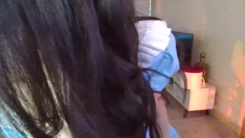 Snapshot of lilvixennn chatting on 10-31-25, 09:38 Raina Ryder online show from 10-31-25, 09:38