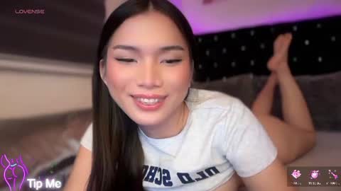 Snapshot of lily_ash chatting on 06-20-26, 07:49 Lily- DONT FORGET TO FOLLOW ME HERE online show from 06-20-26, 07:49