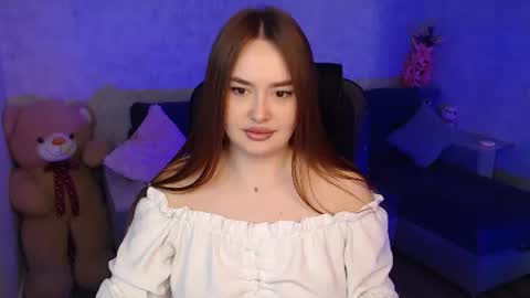 lily_baker_ online show from 04-01-26, 03:07