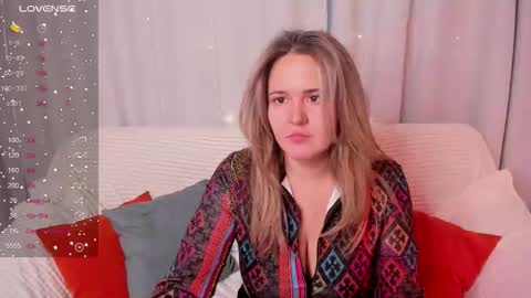 Snapshot of lily_bel chatting on 02-01-26, 08:02 Lily online show from 02-01-26, 08:02