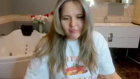 Lily online show from 03-20-26, 05:45