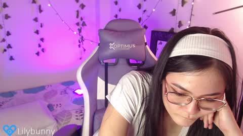 Fansly LilyBunny- help me reach 50 thumbs up online show from 02-04-25, 10:34