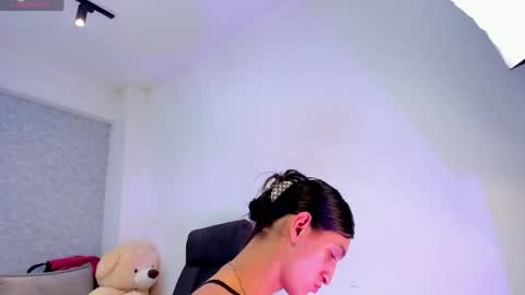 lily_cash1 online show from 04-09-26, 11:26