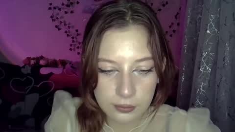 lily_ember online show from 11-17-25, 05:08