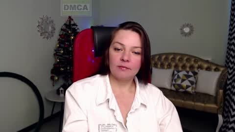 Lily online show from 12-27-24, 06:57