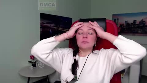 Lily online show from 12-05-25, 05:05