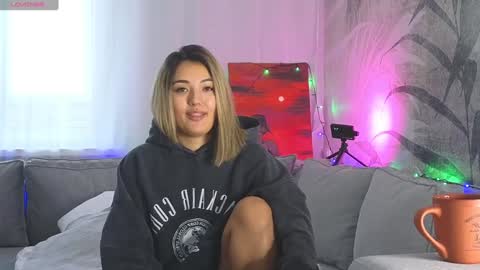 Snapshot of lily_foster_ chatting on 12-15-24, 08:41 Lily online show from 12-15-24, 08:41