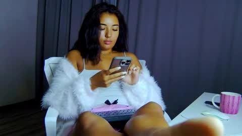 Lily online show from 04-18-26, 08:09