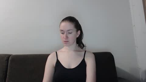 lily_love_x online show from 11-26-25, 03:40