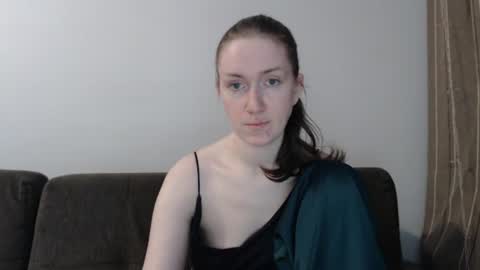 Snapshot of lily_love_x chatting on 06-25-26, 05:23 lily_love_x online show from 06-25-26, 05:23