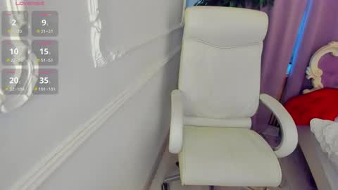 Lily online show from 03-22-26, 04:27