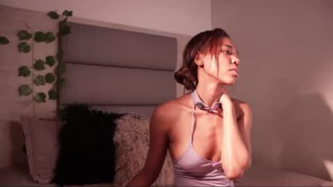 Snapshot of lily_miiller chatting on 06-14-26, 08:22 Lily Miiller online show from 06-14-26, 08:22