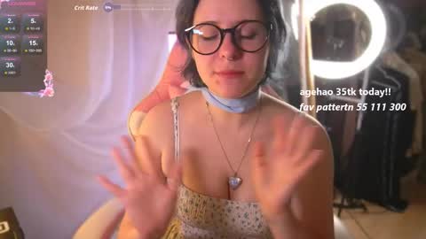 Snapshot of lily_noris chatting on 05-31-26, 01:14 your lilyyyyyyy online show from 05-31-26, 01:14