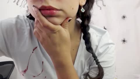 Snapshot of lily_robertss_ chatting on 10-12-25, 03:44 Lily Roberts online show from 10-12-25, 03:44