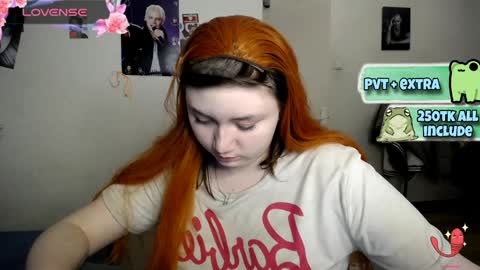 Snapshot of lily_shamy chatting on 02-03-25, 02:45 Alice online show from 02-03-25, 02:45