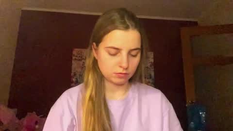 Lily online show from 02-10-26, 01:37