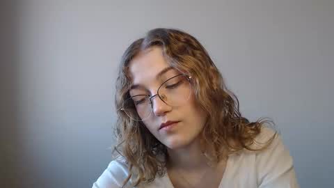 small lily online show from 03-04-26, 01:17