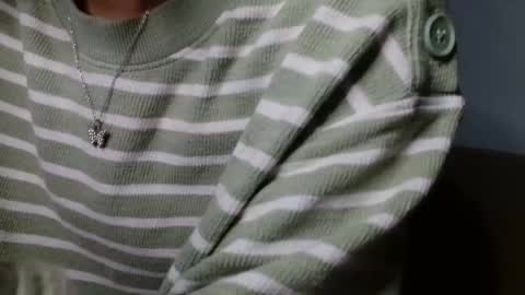 small lily online show from 04-08-26, 04:18